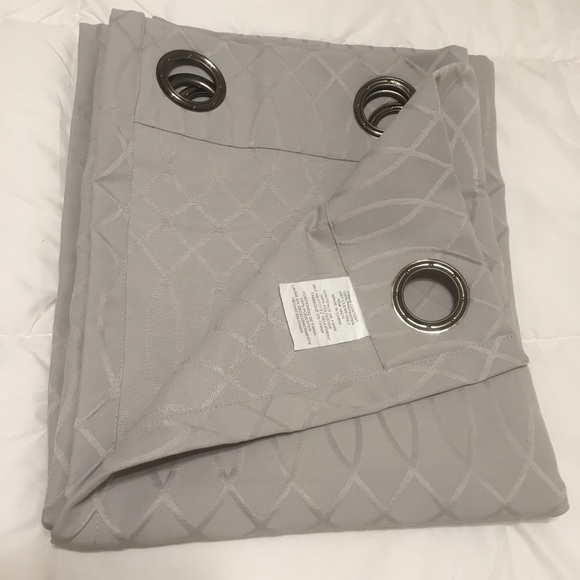 🆕 Wamsutta® 63” Grommet Blackout Curtain Panel, NWOP - Picture 2 of 9